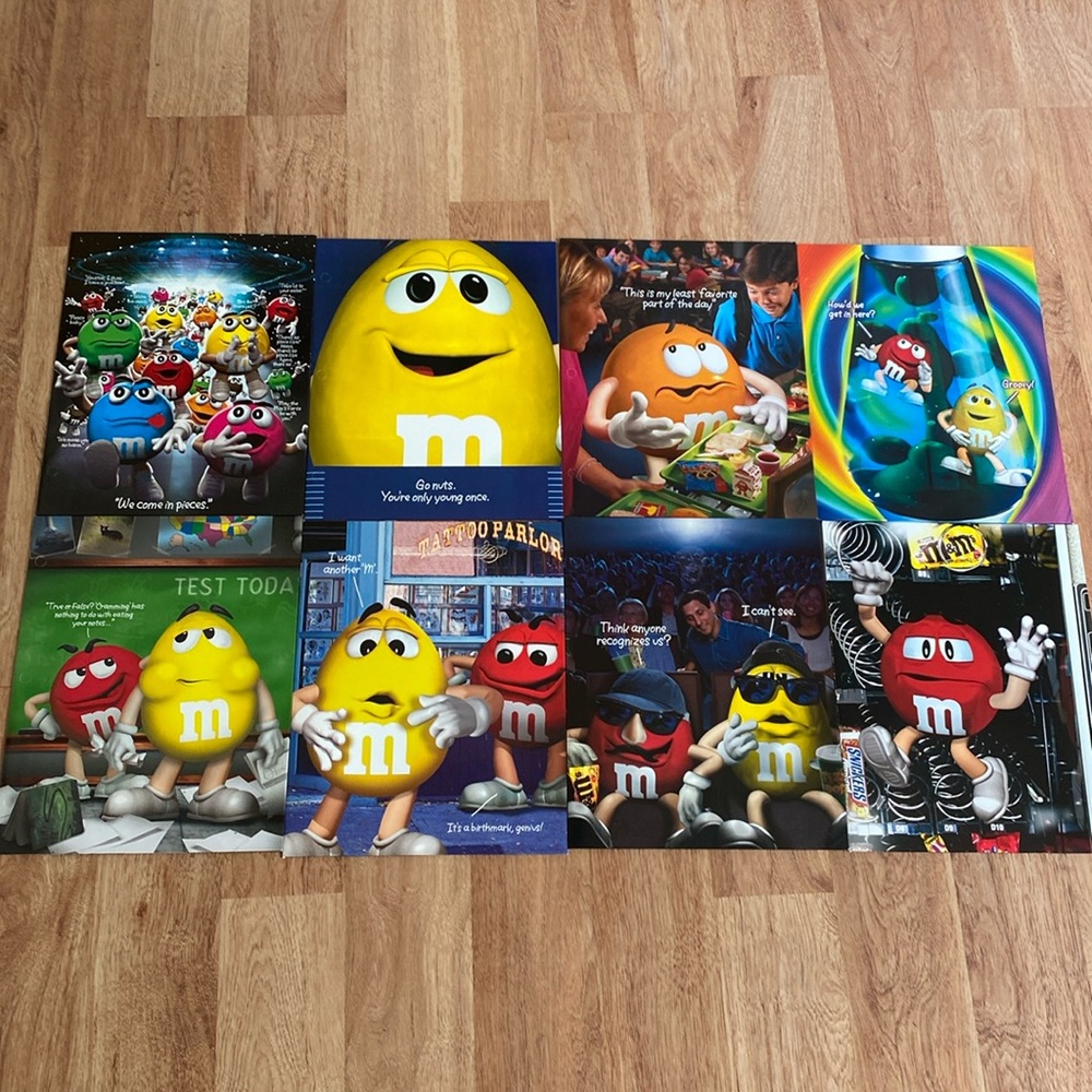 Set of 8 vintage Mead M&Ms folders VGUC